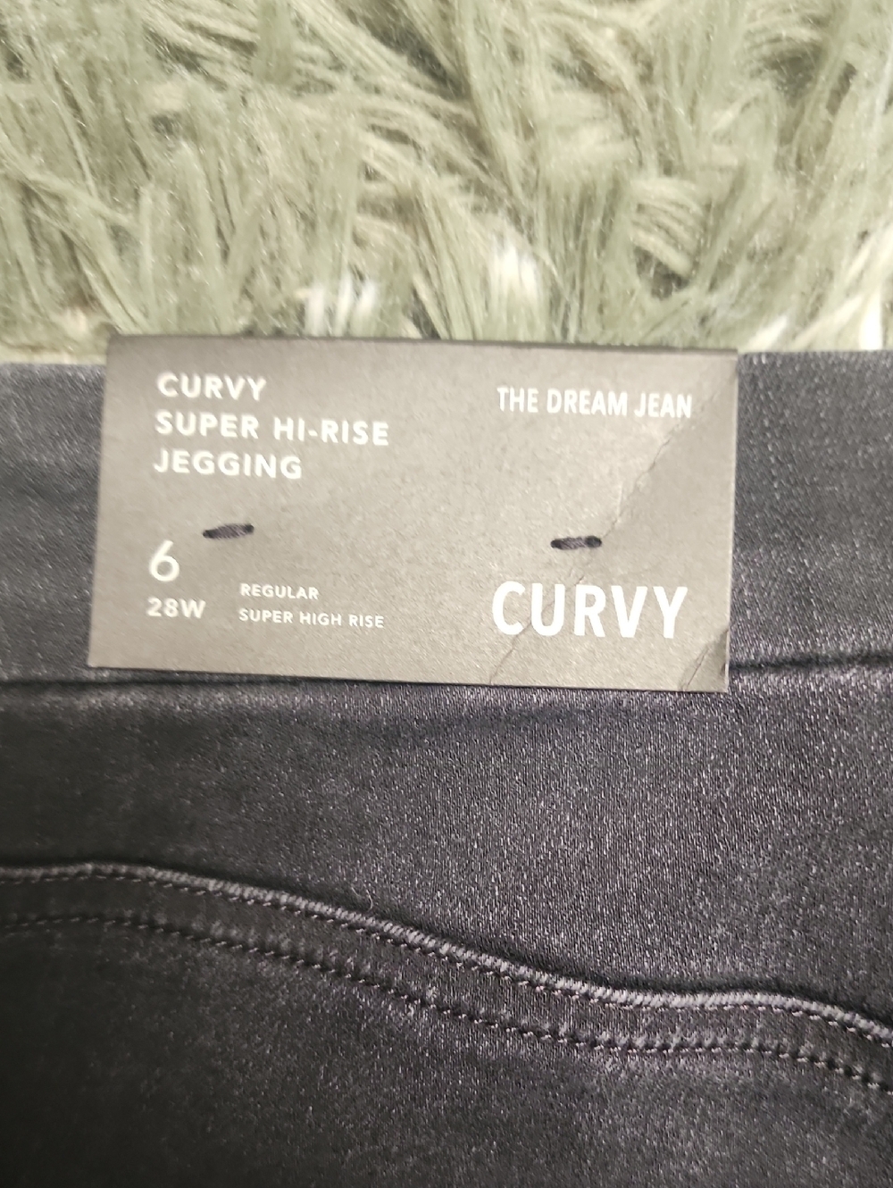 NWT American Eagle Curvy Super Hi-Rise Jegging 'The Dream Jean' - Picture 3 of 3